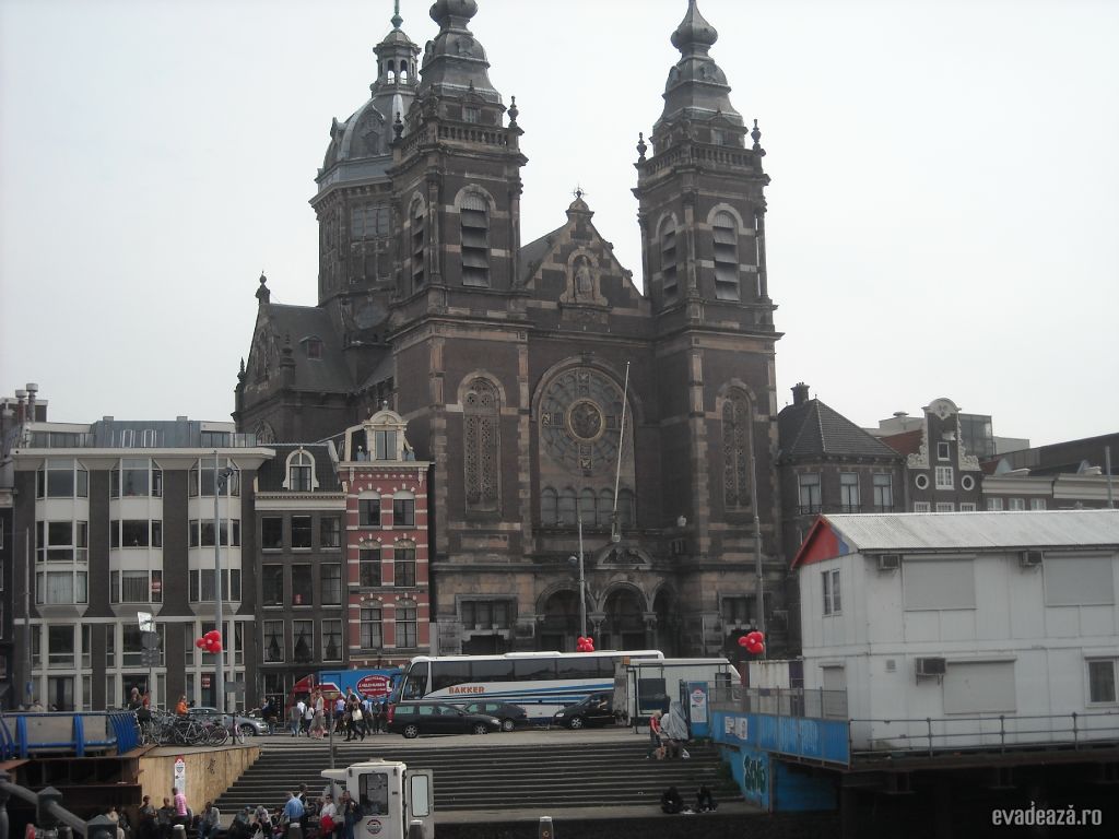 KONIGINENDAG ZIUA NATIONALA | 1